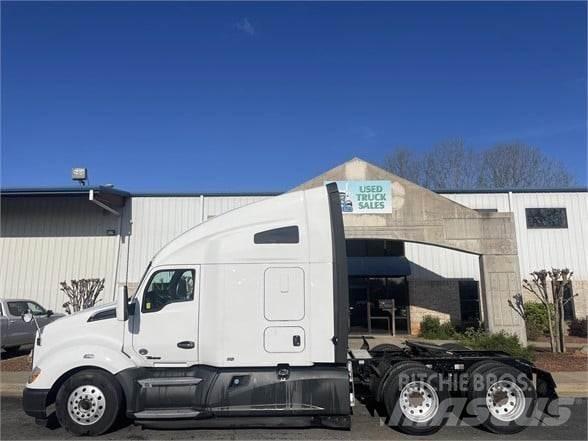 Kenworth T680 Τράκτορες