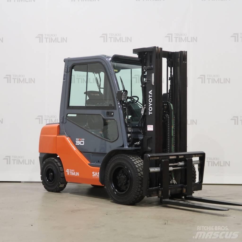 Toyota 02-8FDF30 Πετρελαιοκίνητα Κλαρκ