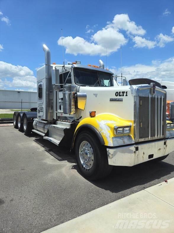 Kenworth W900 Τράκτορες