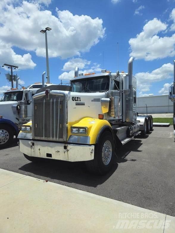 Kenworth W900 Τράκτορες