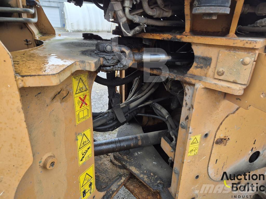 CASE 621 D Φορτωτές με λάστιχα (Τροχοφόροι)