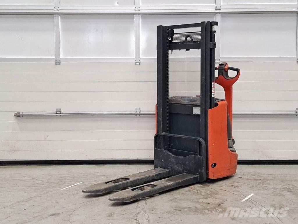 Linde L10B Παλετοφόρα πεζού χειριστή με ιστό