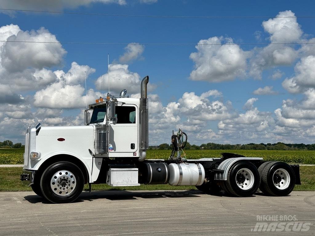 Peterbilt 388 Τράκτορες
