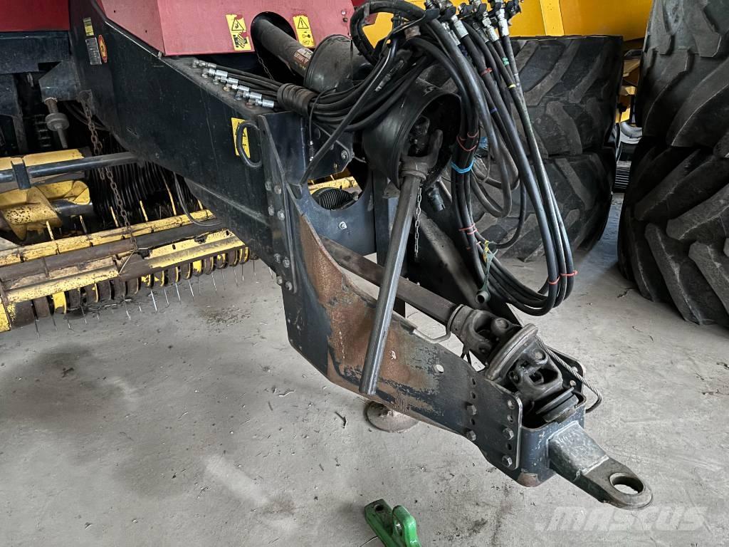 New Holland BB 940 Πρέσες τετράγωνων δεμάτων