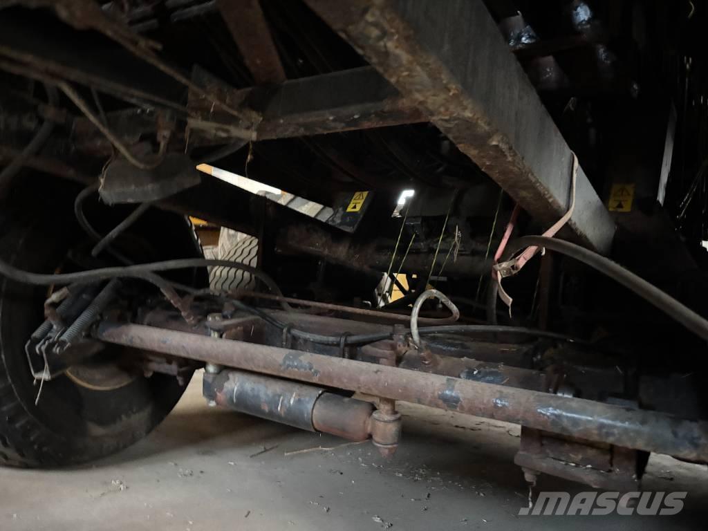 New Holland BB 940 Πρέσες τετράγωνων δεμάτων