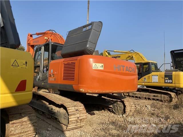 Hitachi ZX250 Εκσκαφείς με ερπύστριες