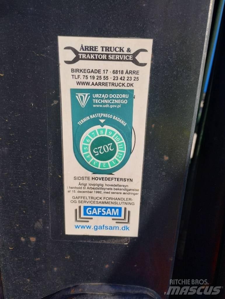 Toyota 02-8 FGJF 35 Περονοφόρα ανυψωτικά κλαρκ με φυσικό αέριο LPG