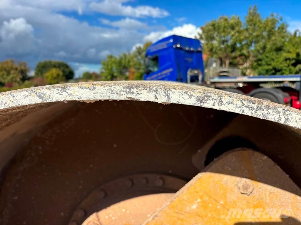 CAT CS 64 B Οδοστρωτήρες μονού κυλίνδρου