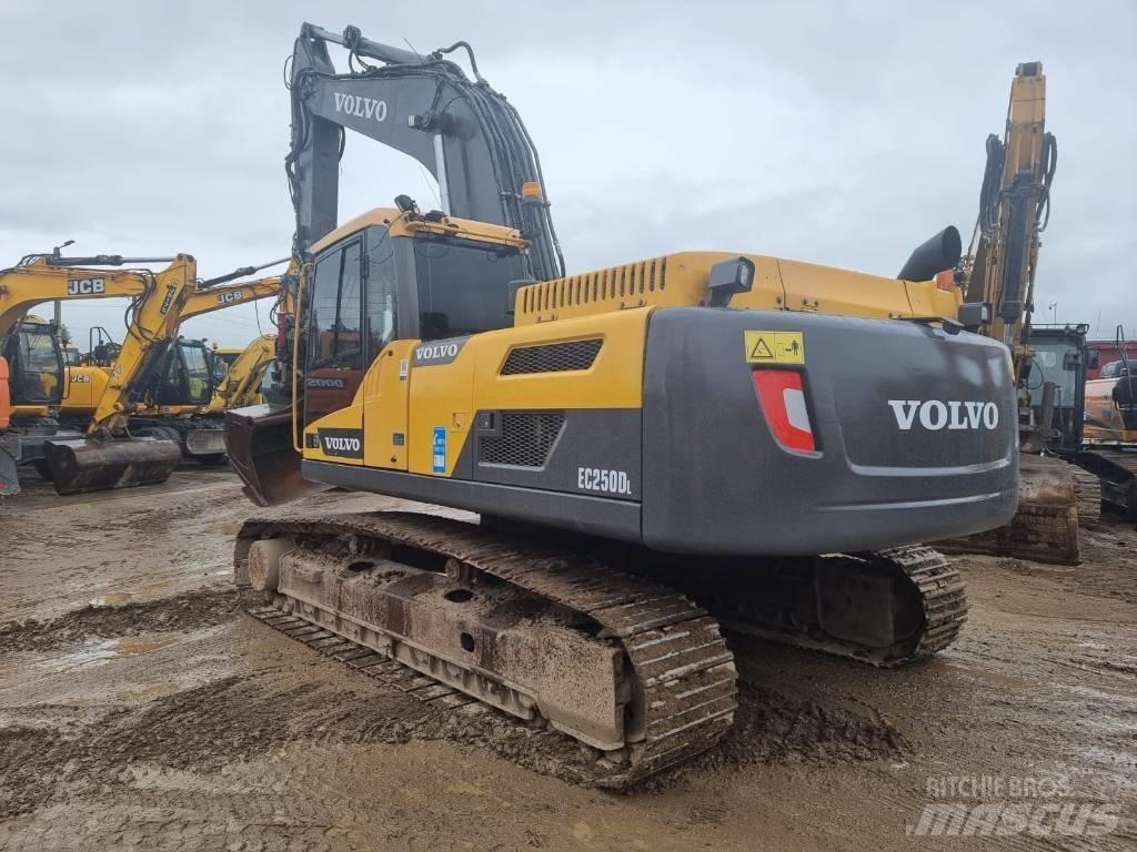 Volvo EC 250 D L Εκσκαφείς με ερπύστριες