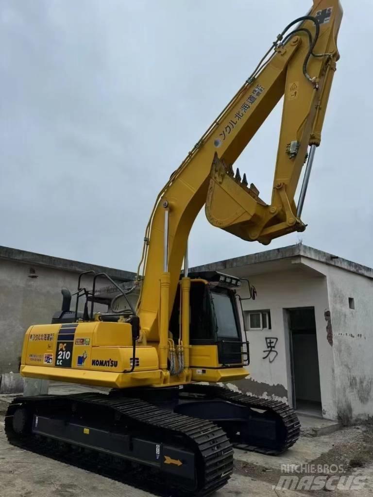 Komatsu 210LC-8 Εκσκαφείς με ερπύστριες