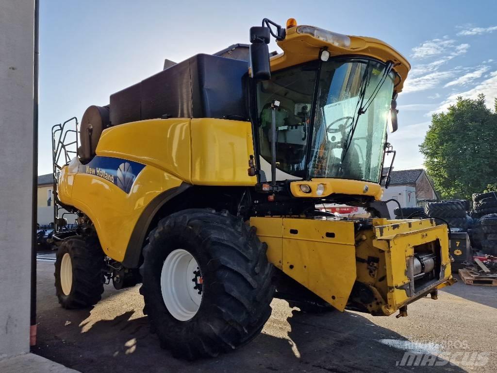 New Holland CR 9060 Θεριζοαλωνιστικές μηχανές