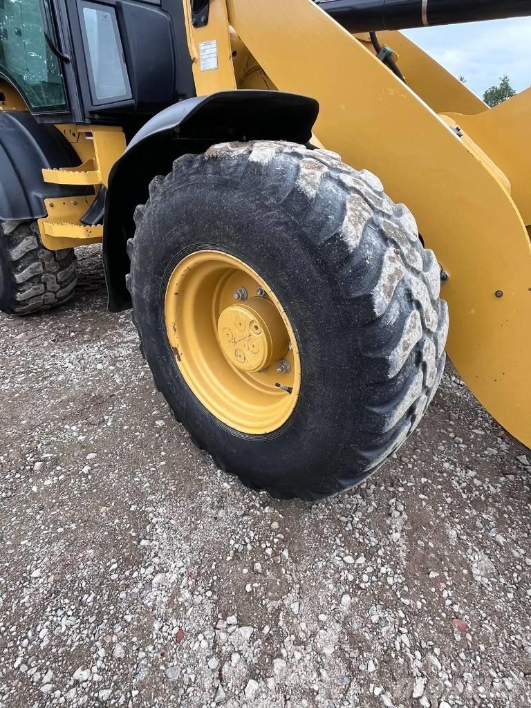 CAT 908M Φορτωτές με λάστιχα (Τροχοφόροι)