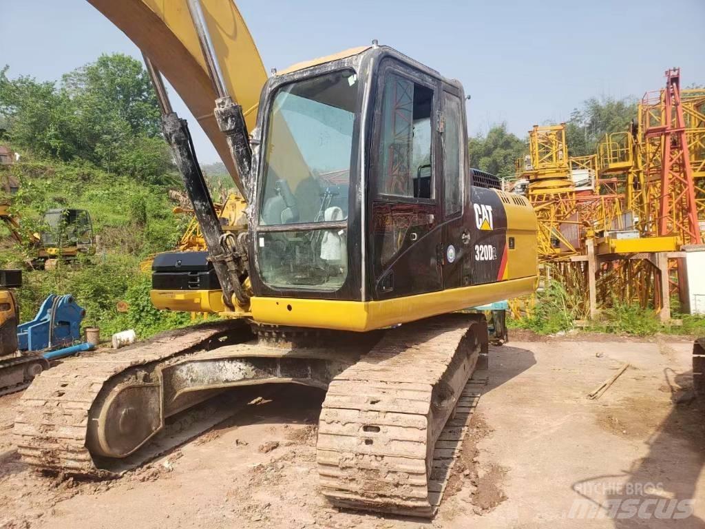 CAT 320 D Εκσκαφείς με ερπύστριες