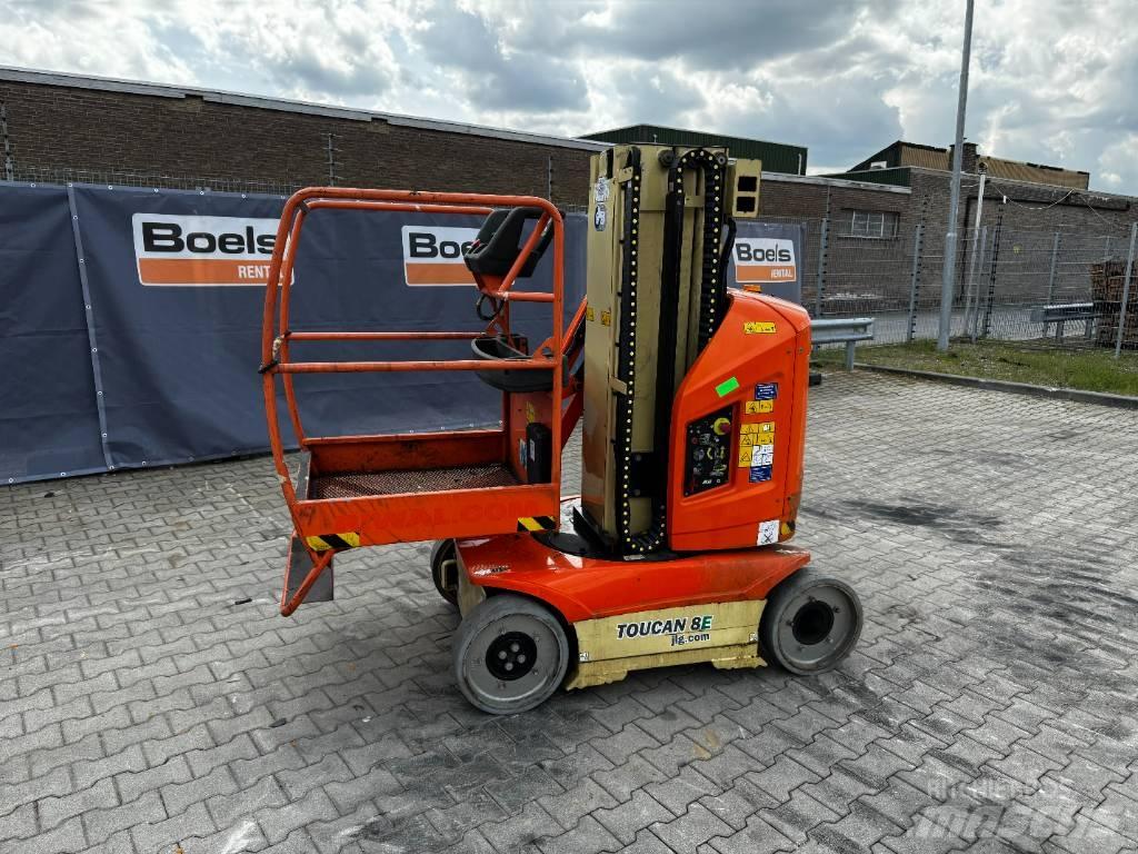 JLG T08E Ανυψωτήρες με κατακόρυφους πυλώνες