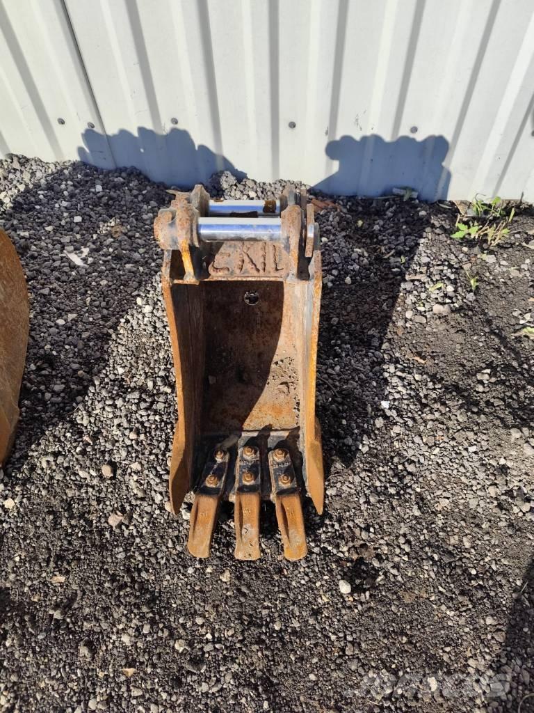 CAT 301.4 C Εκσκαφάκι (διαβολάκι) < 7t