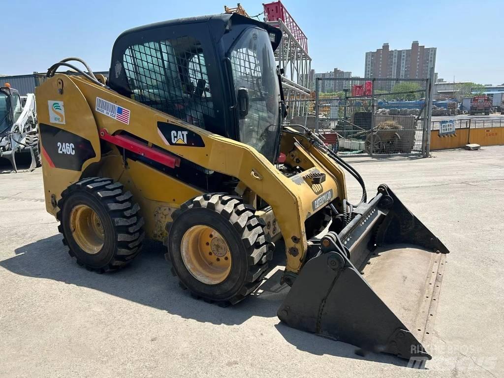 CAT 246 C Φορτωτάκια