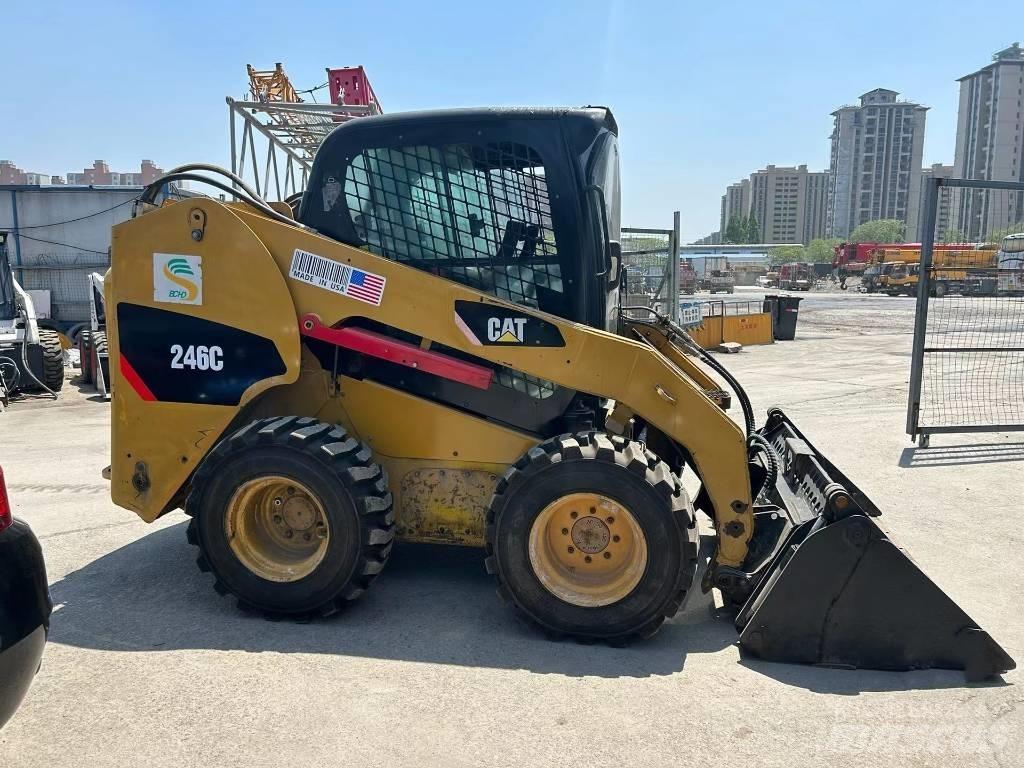CAT 246 C Φορτωτάκια
