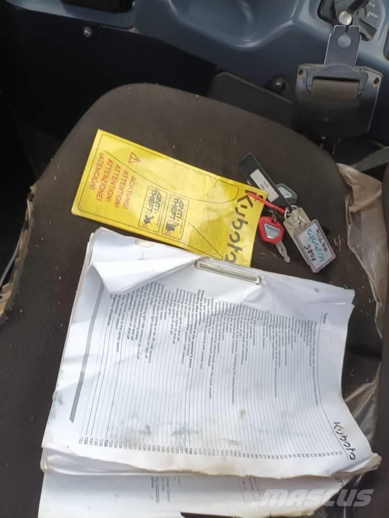 Kubota R 085 Φορτωτές με λάστιχα (Τροχοφόροι)