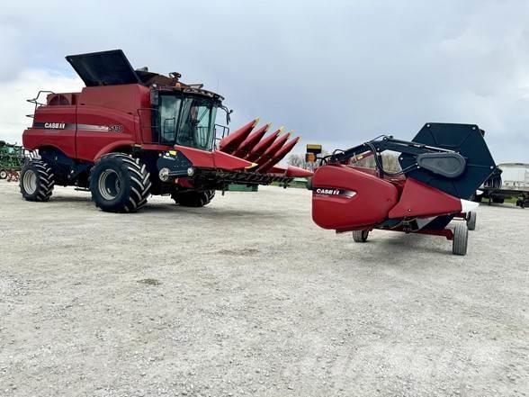 Case IH 5130 Θεριζοαλωνιστικές μηχανές