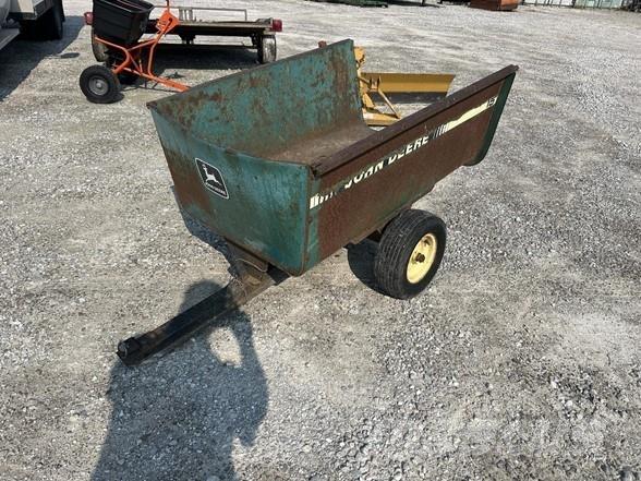 John Deere 15 Λοιπές ρυμούλκες