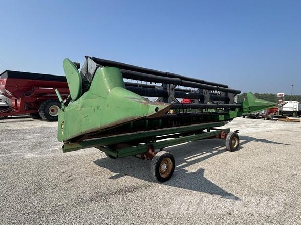 John Deere 220 Κεφαλές θεριζοαλωνιστικών μηχανών