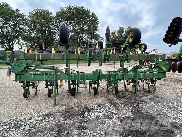 John Deere 845 Καλλιεργητικές μηχανές κατά γραμμές