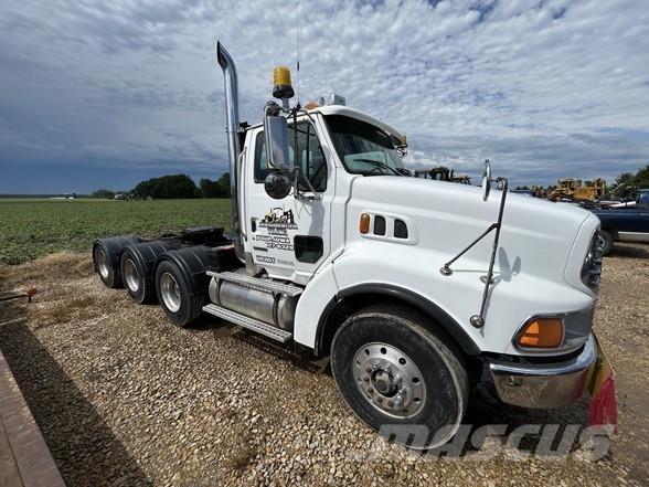 Sterling L9500 Τράκτορες
