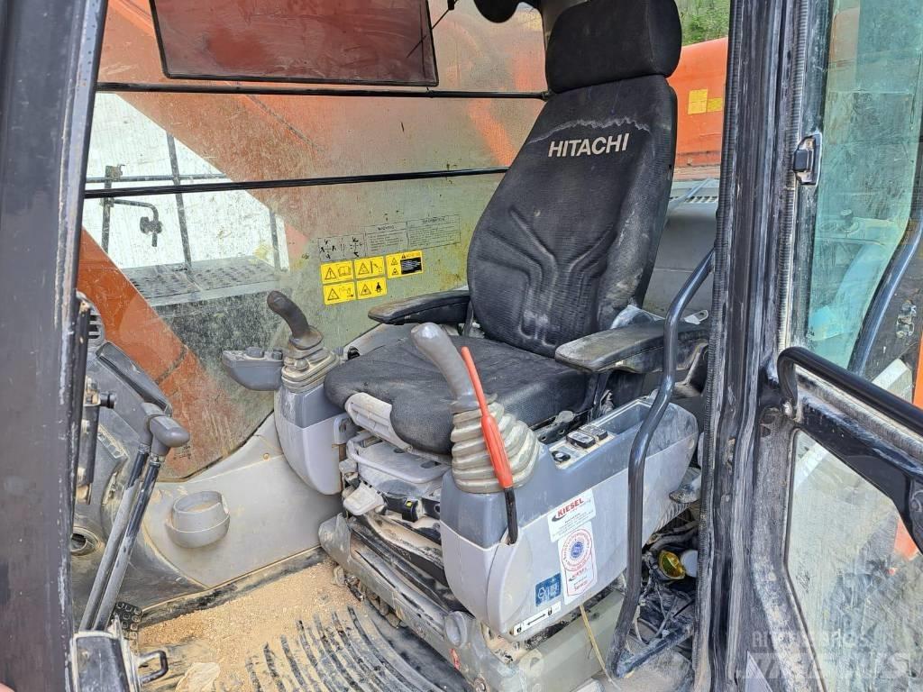 Hitachi ZX670ICH-5B Εκσκαφείς με ερπύστριες