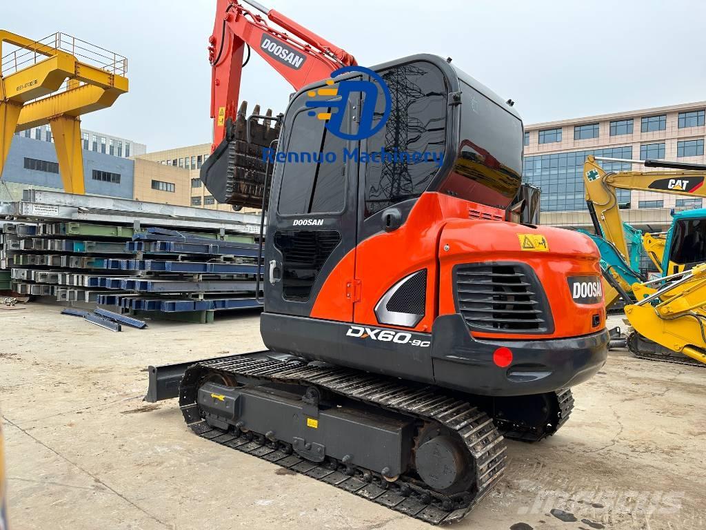 Doosan DX 60 Εκσκαφάκι (διαβολάκι) < 7t