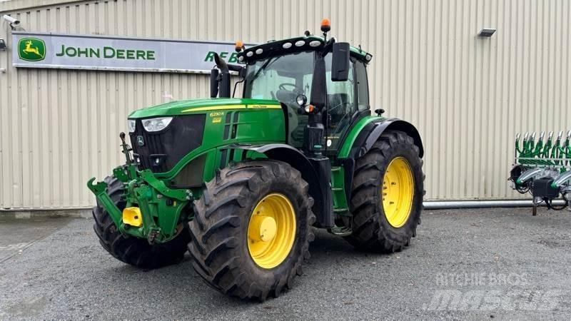 John Deere 6230 R Τρακτέρ
