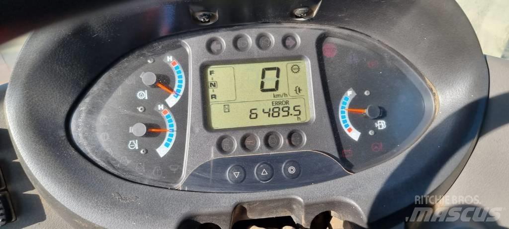 Hitachi ZW 220 Φορτωτές με λάστιχα (Τροχοφόροι)