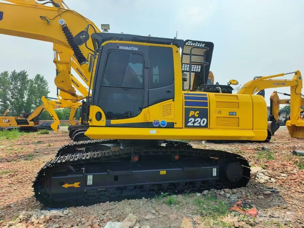 Komatsu PC 220-8 Εκσκαφείς με ερπύστριες