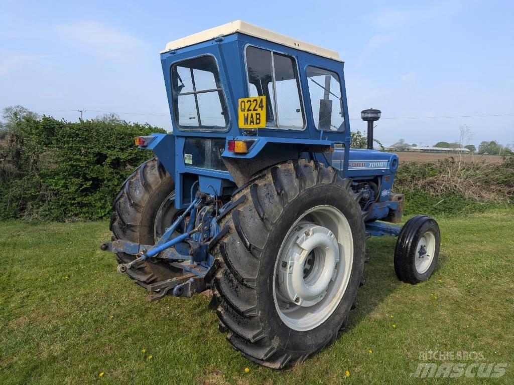 Ford 7000 Τρακτέρ