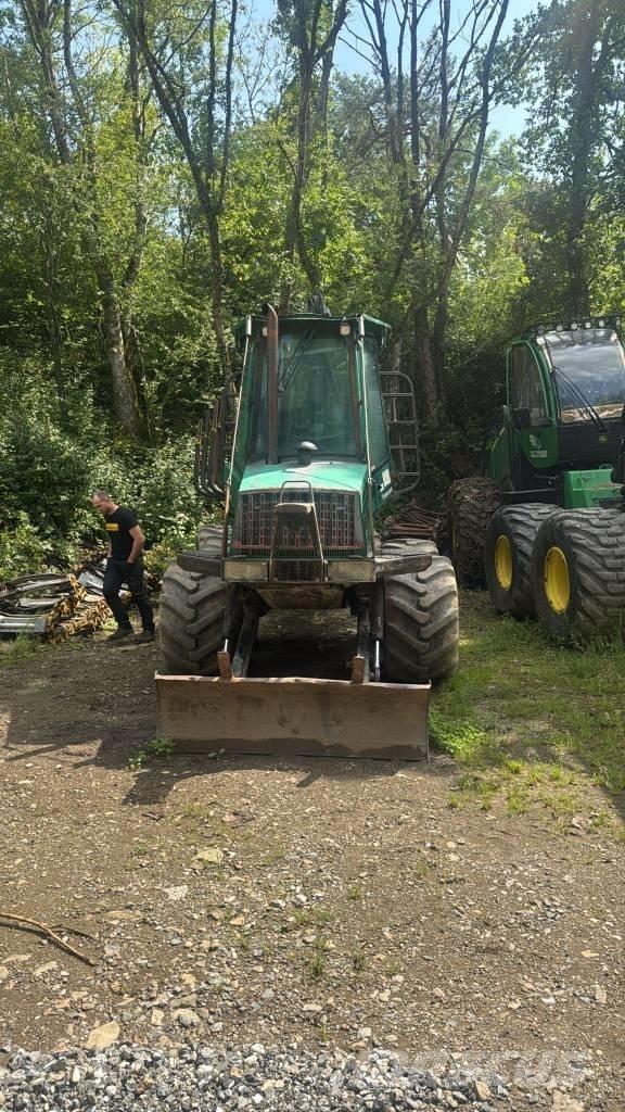 Timberjack 810 B Μεταφορείς ξυλείας