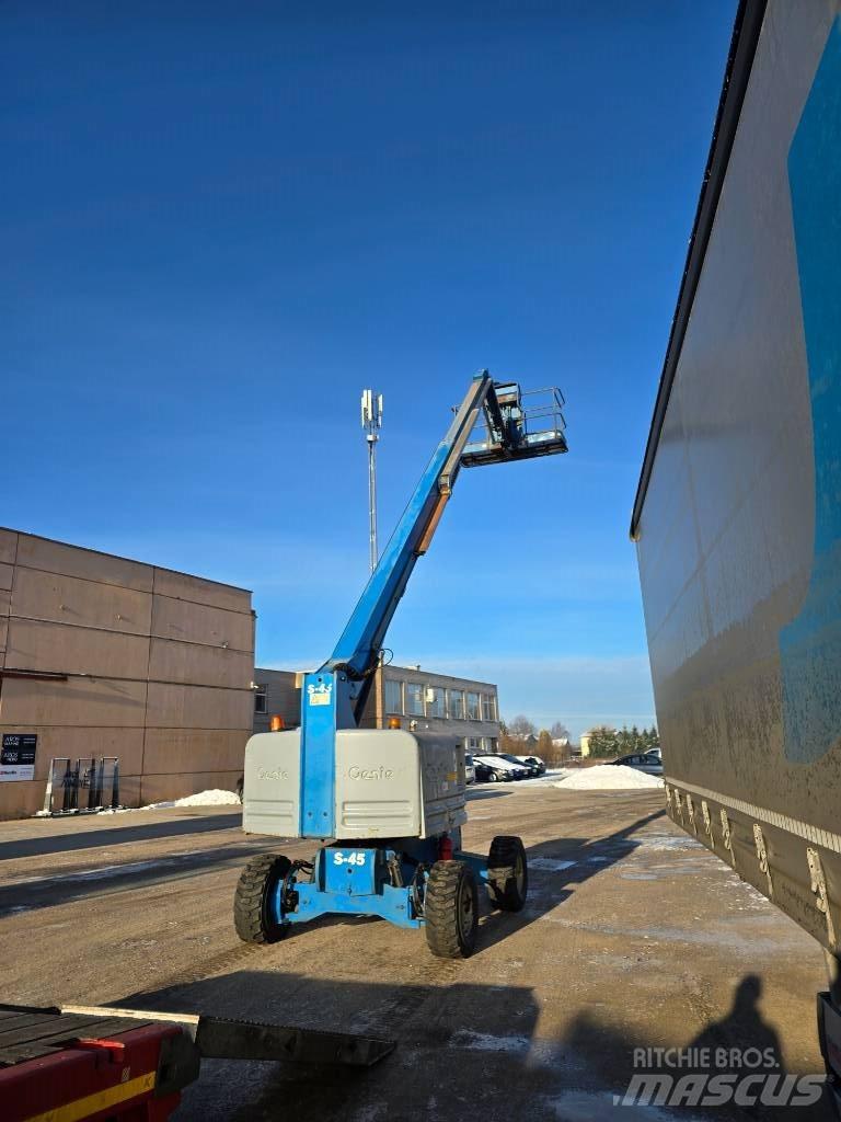 Genie S 45 Ανυψωτήρες με τηλεσκοπικό βραχίονα