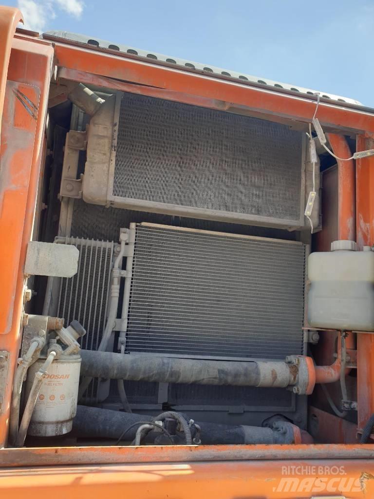 Doosan DX210WA Εκσκαφείς με τροχούς - λάστιχα