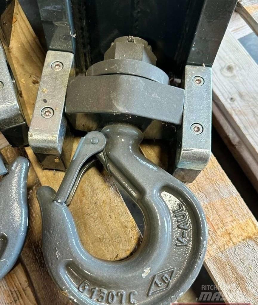 Merlo crane hook Πυλώνες