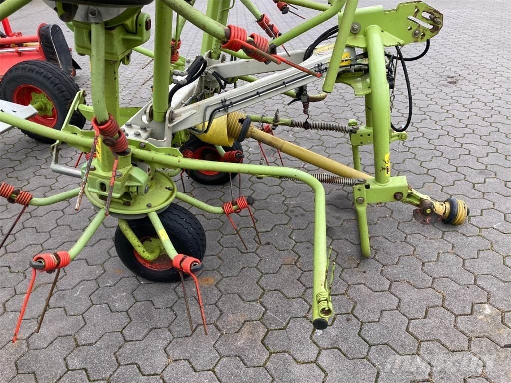 CLAAS Volto 870 Τσουγκράνες και χορτοξηραντικές μηχανές