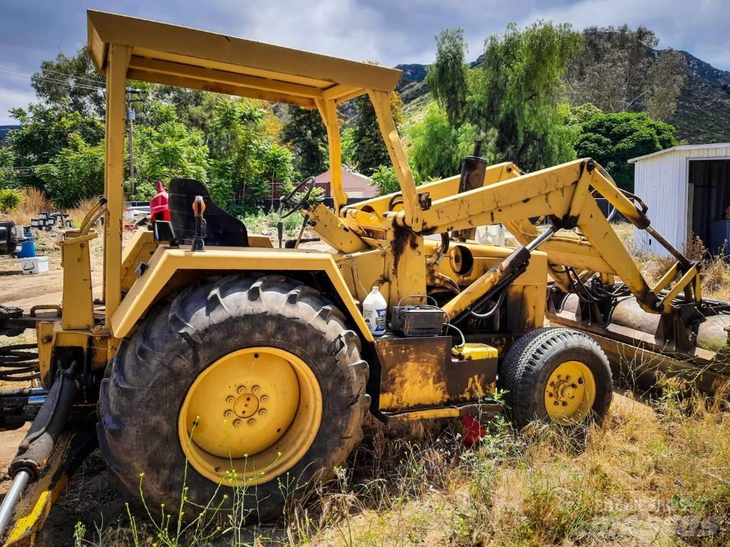 Ford 755B Εκσκαφείς Φορτωτές τύπου JCB