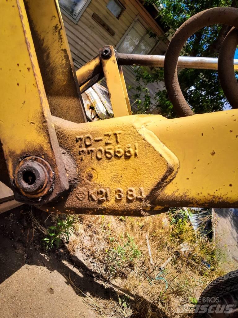 Ford 755B Εκσκαφείς Φορτωτές τύπου JCB