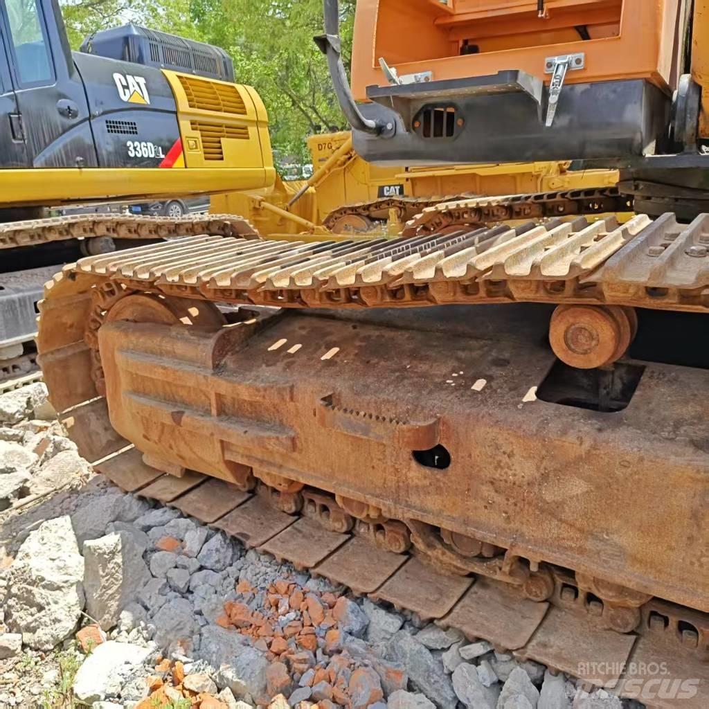 Hyundai 330LC-9s Εκσκαφείς με ερπύστριες