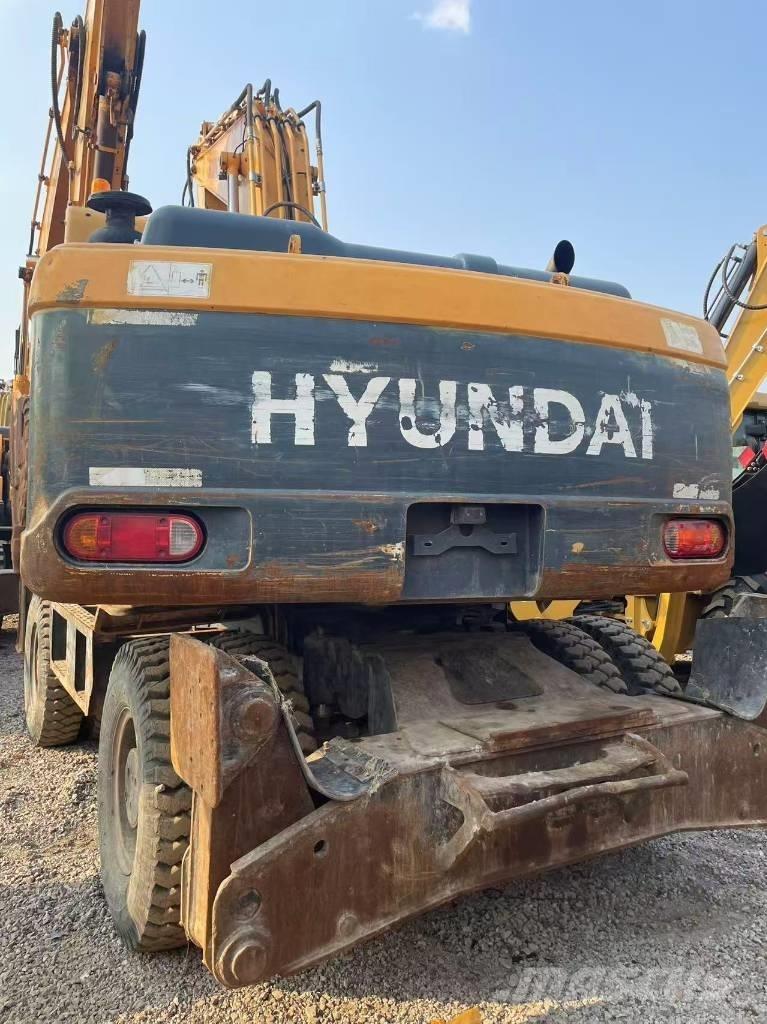 Hyundai 210W-9 Εκσκαφείς με τροχούς - λάστιχα