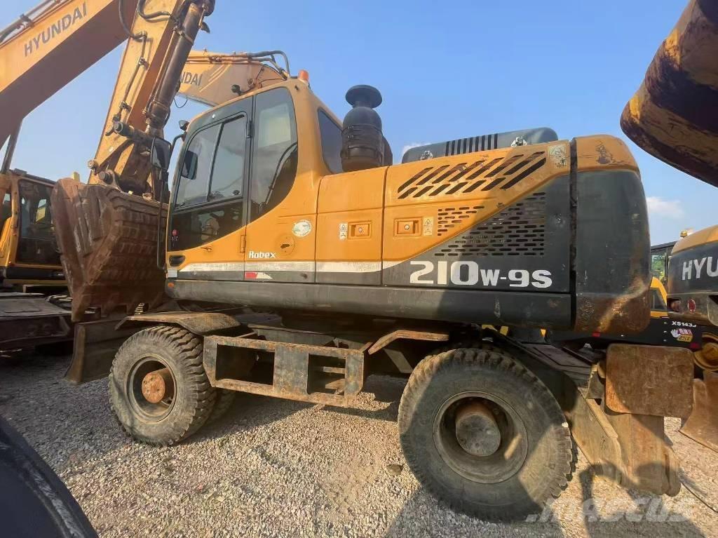Hyundai 210W-9 Εκσκαφείς με τροχούς - λάστιχα