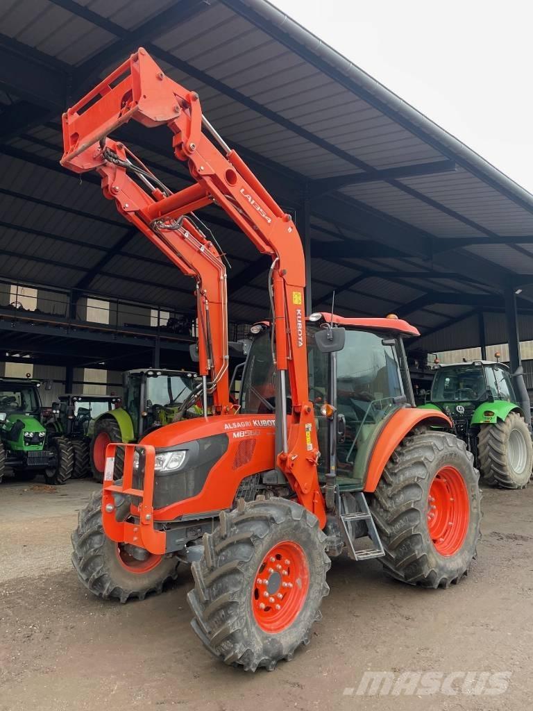 Kubota M 8560 Τρακτέρ
