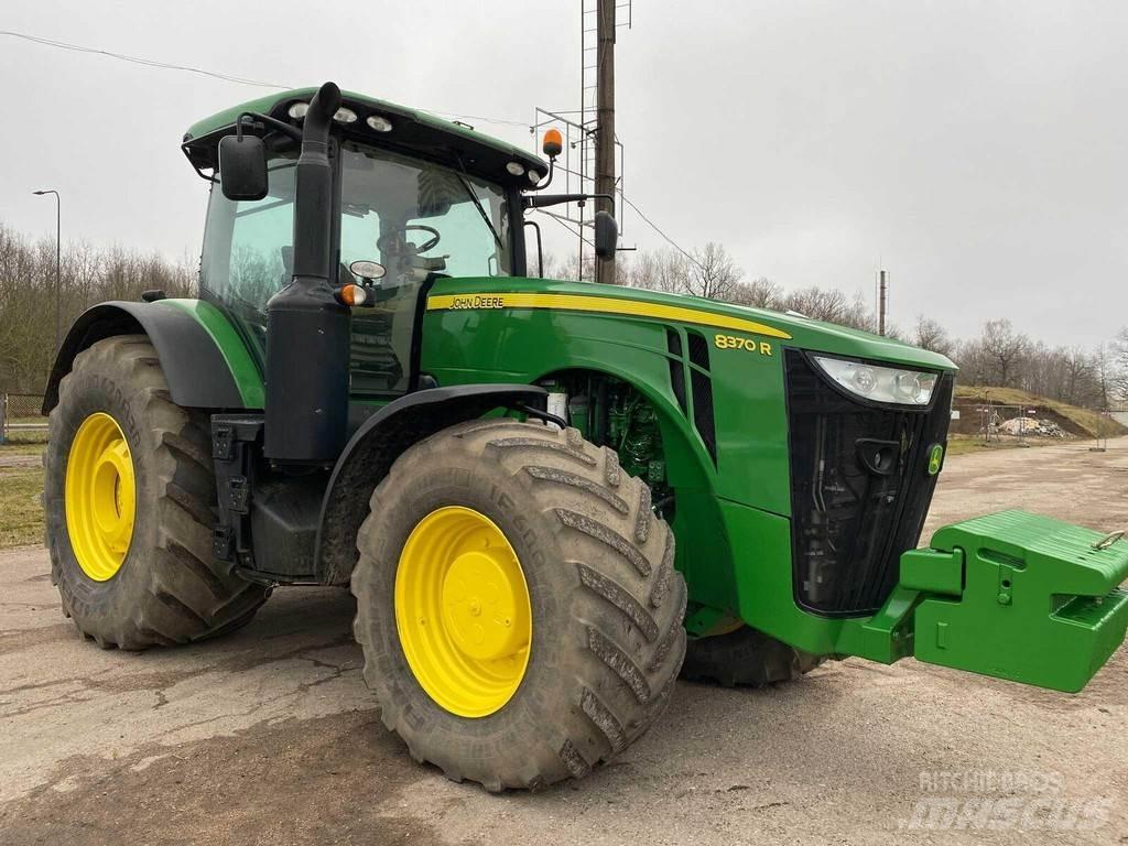 John Deere 8370R Τρακτέρ