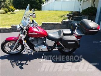 Honda VT1100 Καΐκια εργασίας/φορτηγίδες