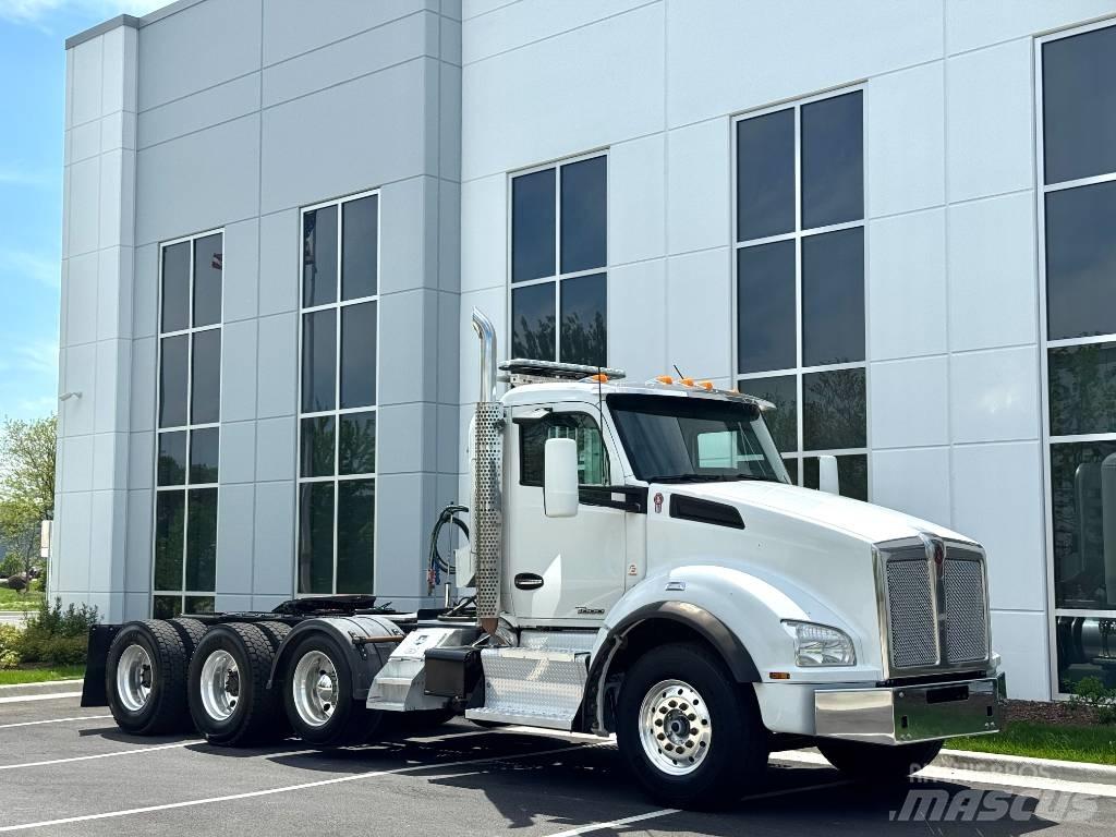 Kenworth T880 Τράκτορες