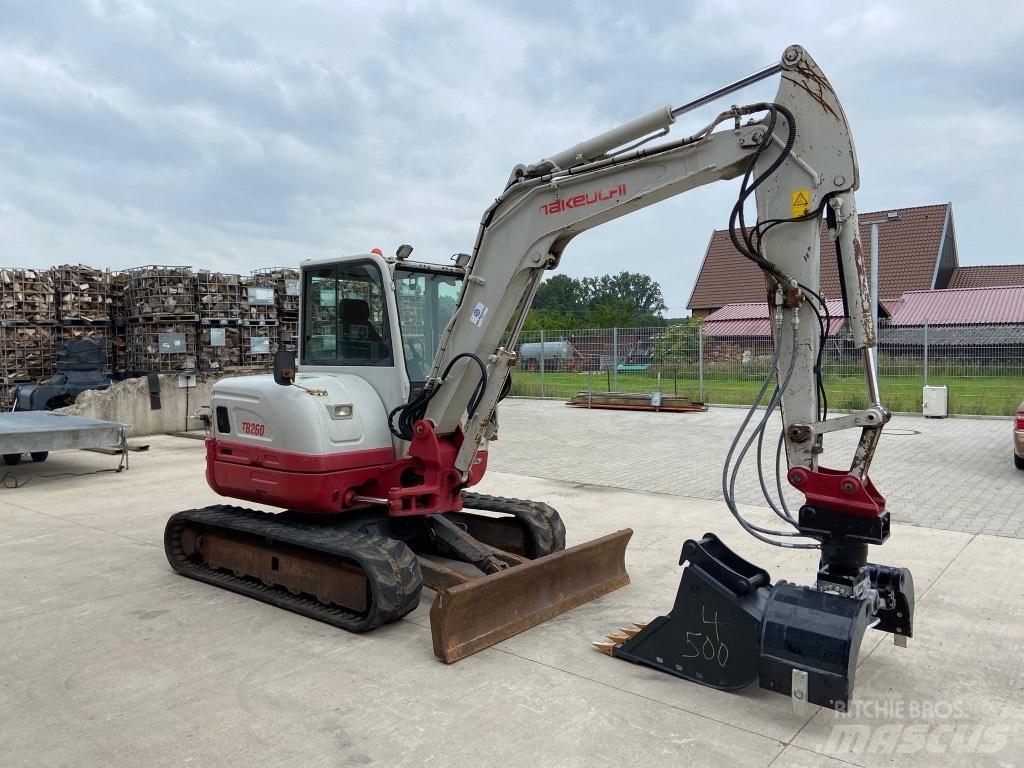 Takeuchi TB 260 Εκσκαφάκι (διαβολάκι) < 7t