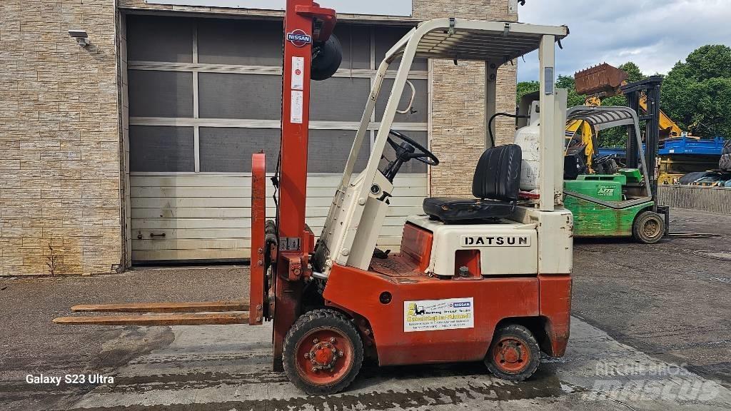 Nissan Datsun TV135 Περονοφόρα ανυψωτικά κλαρκ με φυσικό αέριο LPG