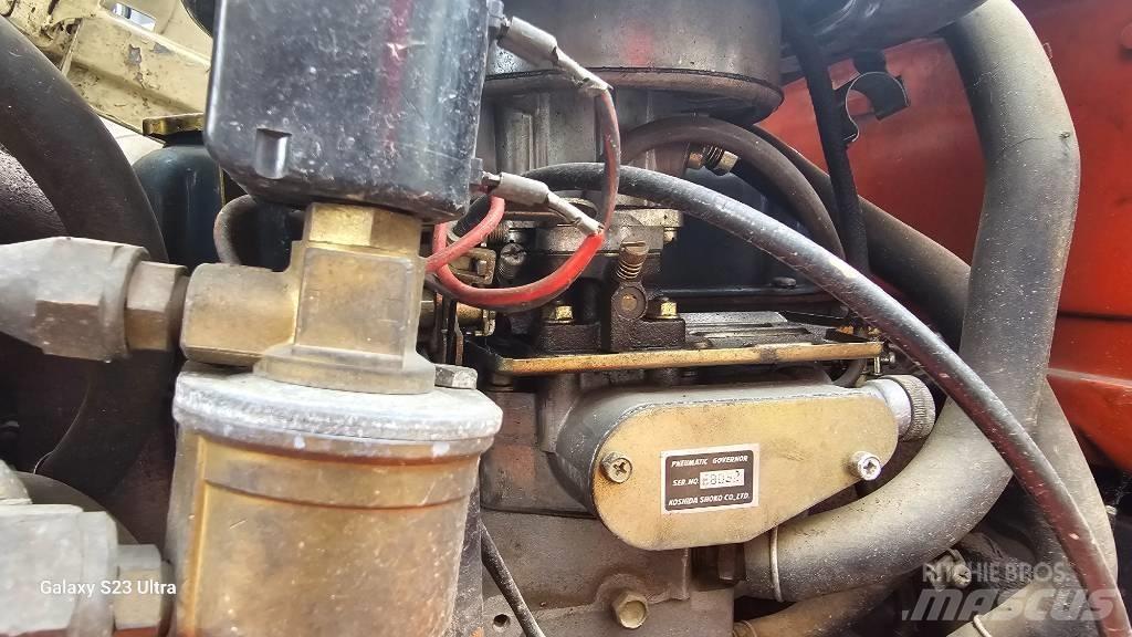Nissan Datsun TV135 Περονοφόρα ανυψωτικά κλαρκ με φυσικό αέριο LPG